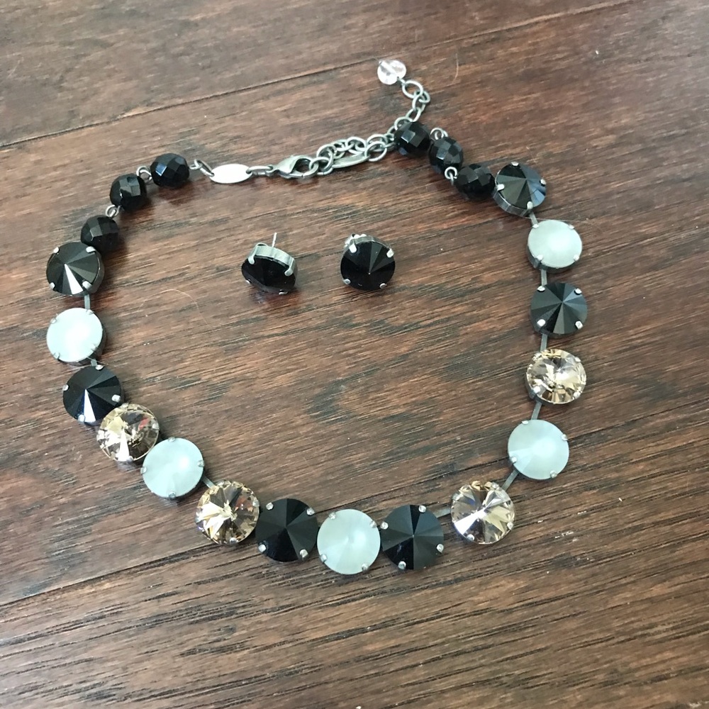 Sabika Necklace and Earrings